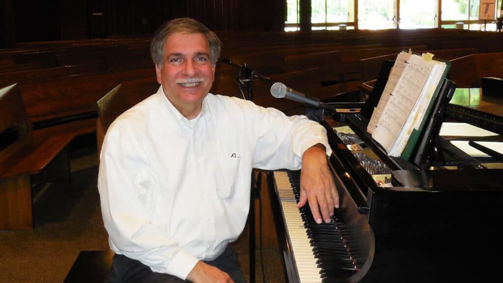 Gus Pappelis - Pianist Performing At The Allison