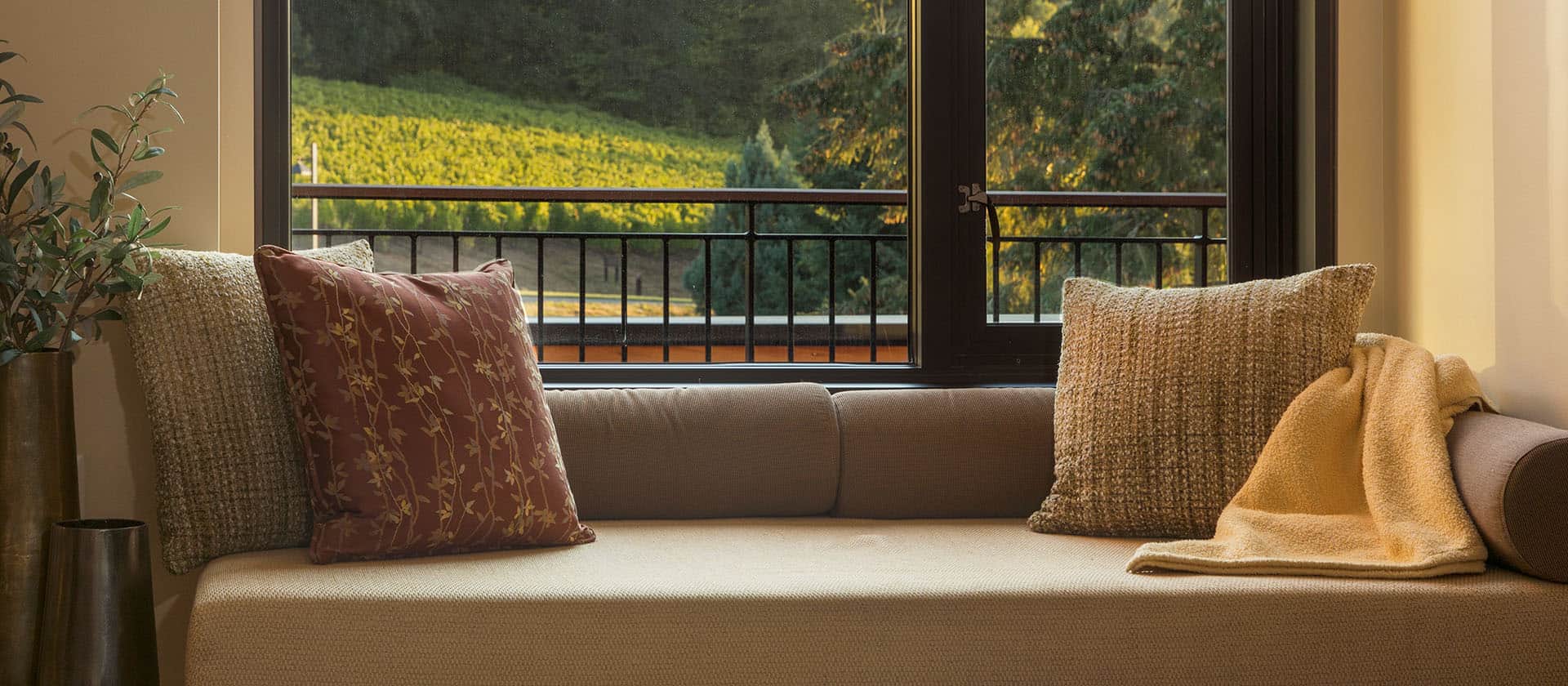 Vineyard View Couch Inside Of A Room At The Allison
