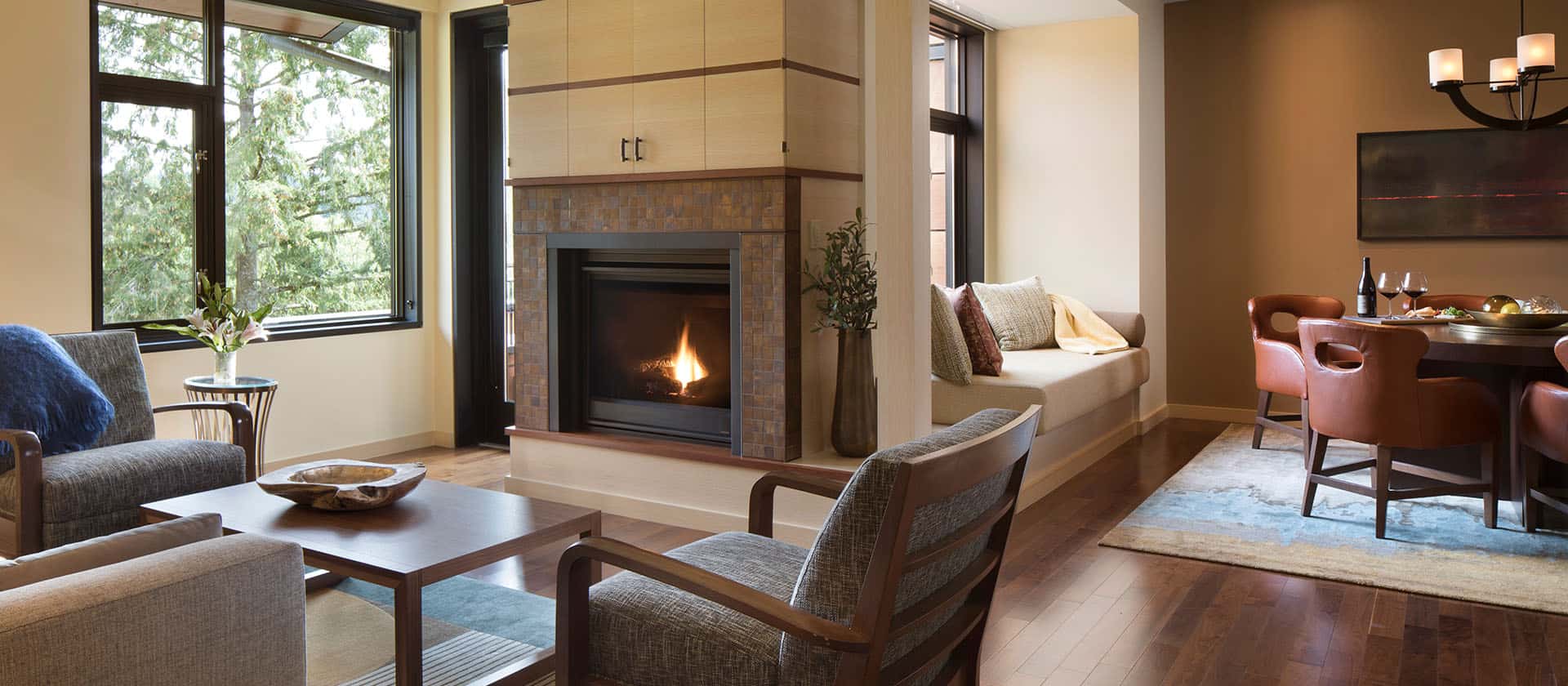 Deluxe King Suite