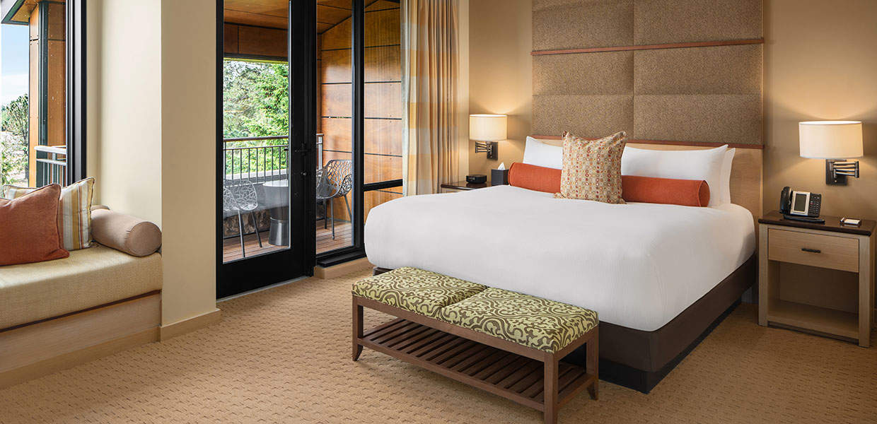 Grand Deluxe King Room At The Allison