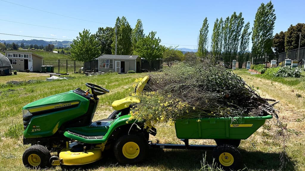 Chefs Garden Dump Trailer