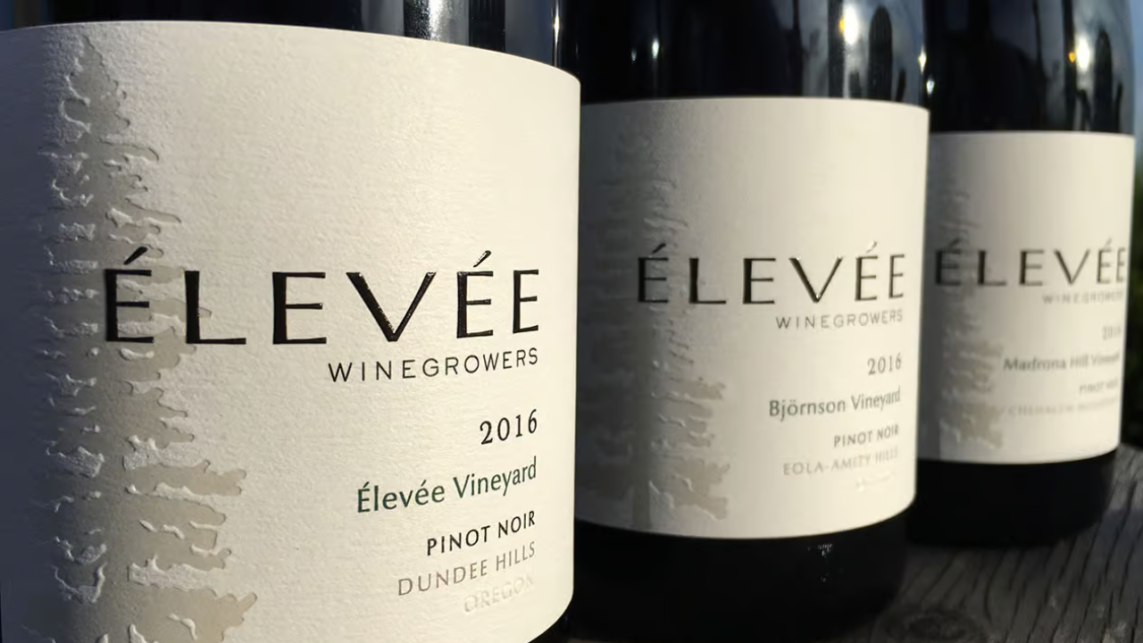 Wine from Élevée Winegrowers.