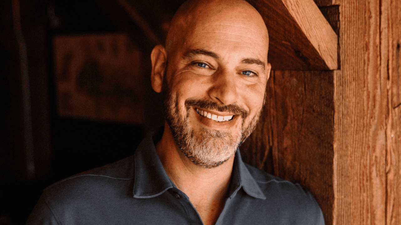 Russell Lichtenthal from Flaneur Wines.